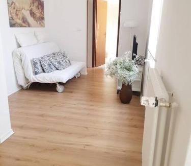 Udine Apartment | [PIAZZA GARIBALDI] ELEGANTI SUITE CON SAUNA