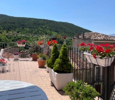 Assergi Apartment | Piazzetta Del Forno - Monolocale