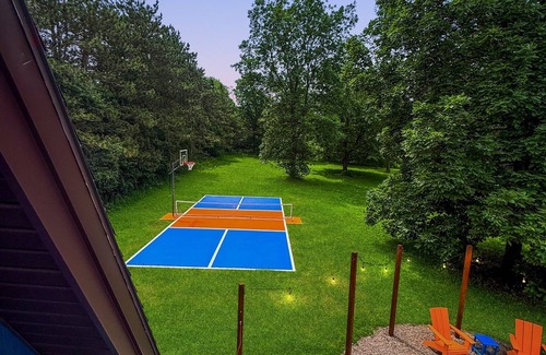 Marietta Ski Chalet | Pickleball + Hot Tub | Luxe A-Frame Escape