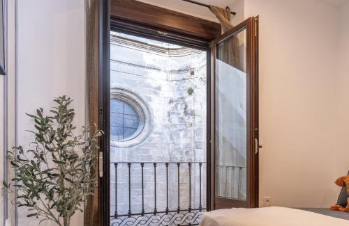 Central District Apartment | Pie de la Catedral Duplex