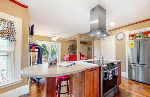 Kennebunkport Apartment | Pied-A-Terre