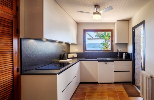 Cala Rossa House | Pied Dans L'eau à Cala Rossa