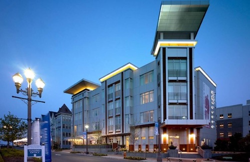 Long Branch Hotel | Pier Village at Your Doorstep | Spacious 1BR Suite with Access to Scenic BeachHa