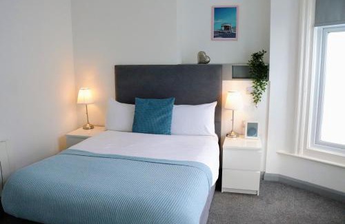Eastbourne City Centre Apartment | Pier12