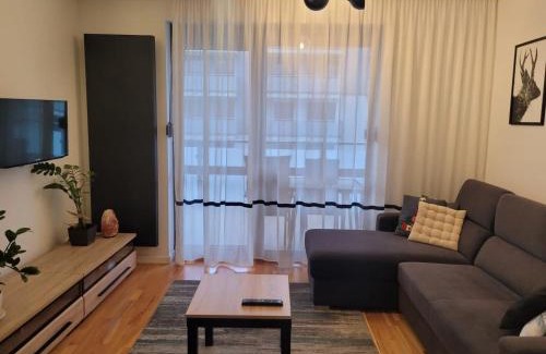 Torun Apartment | Piernikowy Apartament 52 by Rentoom