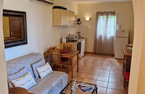 L'Ile-Rousse Apartment | Pigna, apartment in 4-star Arena Bianca villa, close to the sea, pool