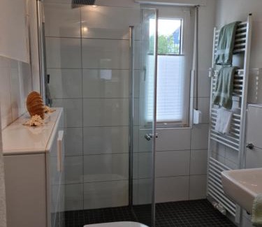 Meschede Apartment | Pilgrims "Franz" großzügige Unterkunft Sauerland