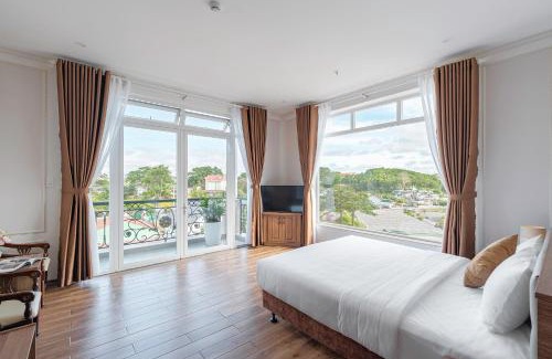Da Lat Hotel | PINE VIEW Hotel Dalat
