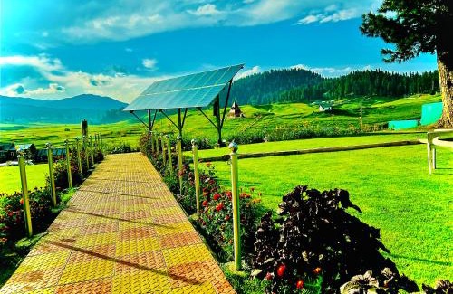 Srinagar Resort | Pine View Resort