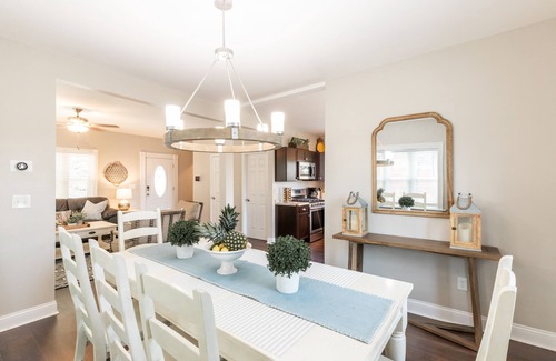 Latonia House | Pineapple Paradise 3 miles to downtown Cincinnati