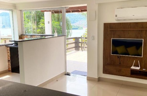 Marinas House | Pineapples Casa Angra - Aconchegante casa em Angra dos Reis com vista para o mar