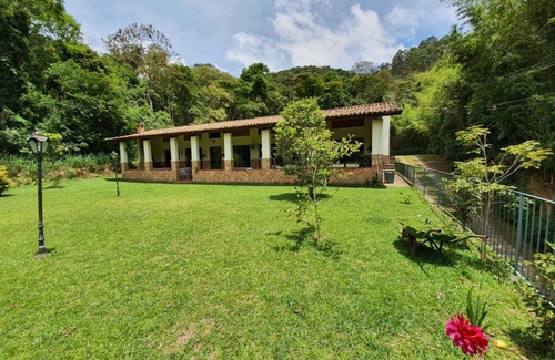 Nova Friburgo House | Pineapples Frib174 - Casa de Campo para famílias e grupos de até 20 pessoas