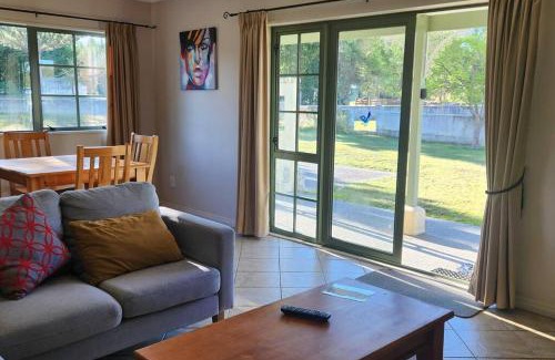 Twizel Apartment | Pinegrove Cottages - unit1