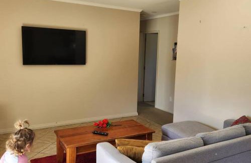 Twizel Apartment | Pinegrove Cottages - unit1