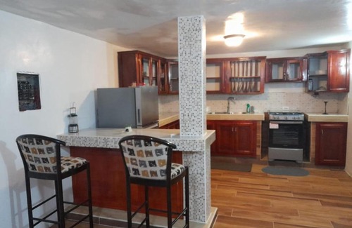 Negril House | Pinnocks Peak