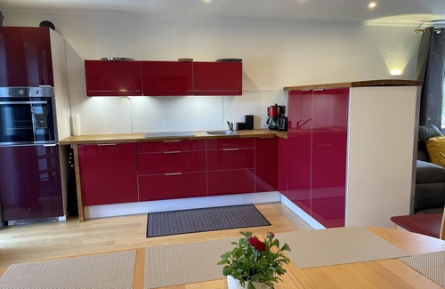 Hallenberg Apartment | Pino24 Comfort vacation apartment 127 m² with pool, central, for up to 12 people