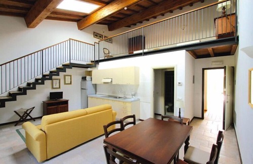 Piombino Apartment | Piombino Apartment with Terrace