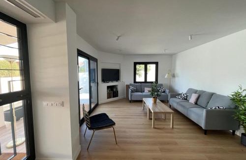 Cadalso de los Vidrios House | Piquillo 20