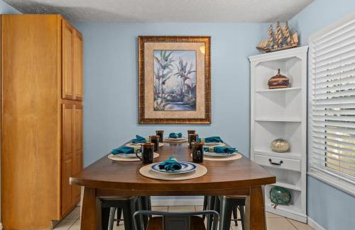 El Centro Beach House | Pirates Cove - Private Pool, Seasonal Hot Tub, Game Room, Close to Beach, Pets OK