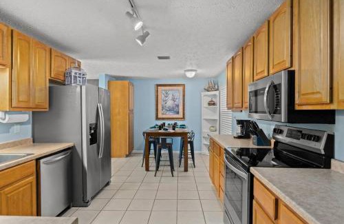 El Centro Beach House | Pirates Cove - Private Pool, Seasonal Hot Tub, Game Room, Close to Beach, Pets OK