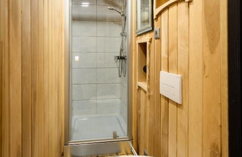 Balvi House | Pirtsmāja diviem Līčezeri