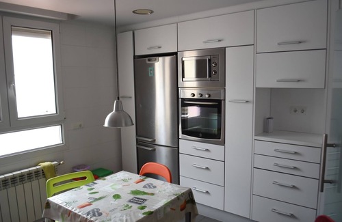 Santander Apartment | PISAZO REFORMADO EN EL CENTRO CON GARAJE PRIVADO