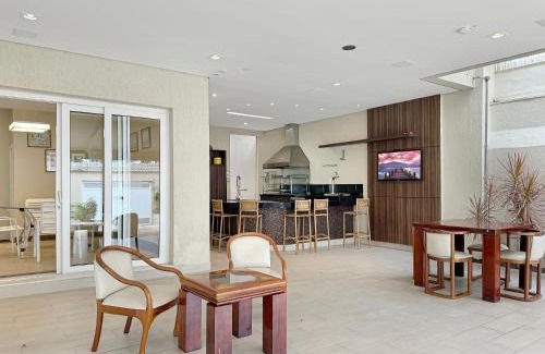 Enseada House | Piscina - 200m do mar - AC - 1 Suite com banheiro