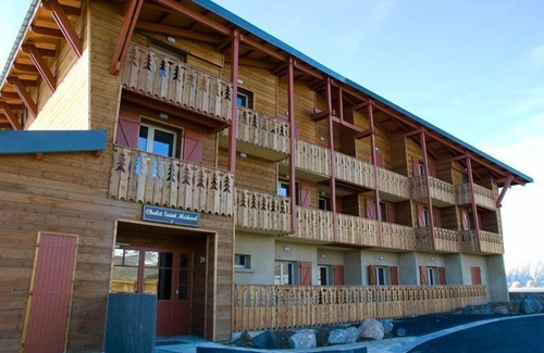 Pla d'Adet Condo | Piscine + Casiers à Ski | 50m des Remontées !