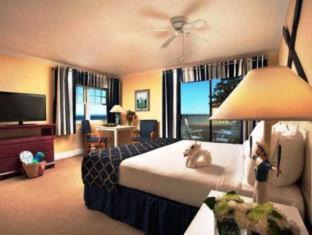 Motel District Hotel | Pismo Lighthouse Suites
