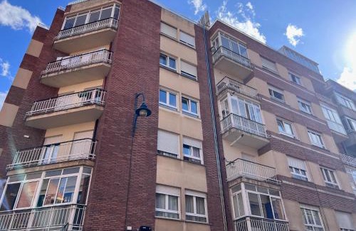 Leon Apartment | Piso en San Mamés a 10 minutos de la catedral