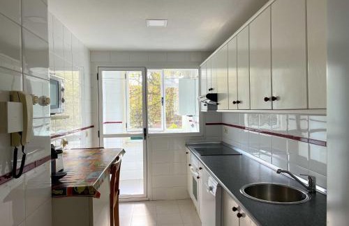 Distrito Oeste Apartment | Piso moderno en la playa Gijón