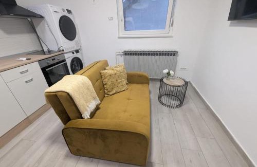 Sesvete Apartment | Pit Stop in Central Sesvete