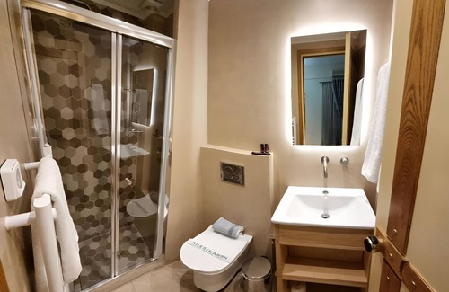 Delfoi Hotel | Pitho