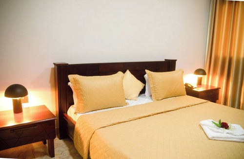 Elmina House | Pito Guest House