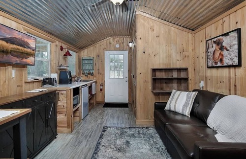 Centerville Apartment | Pixie's Porch Tiny Home
