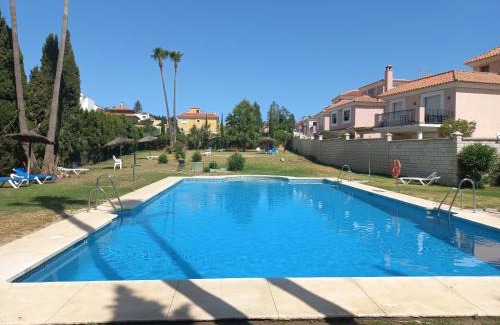 San Luis de Sabinillas Apartment | Place-To-Relax