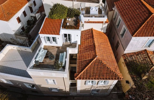 Athens City Centre House | Plaka Villa Epic Acropolis Views