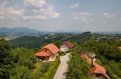 Smarje pri Jelsah Apartment | PLANINCA -hiša z razgledom