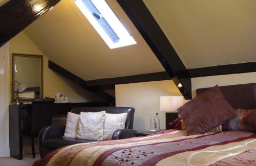 Dinas House | Plas Dinas Country House