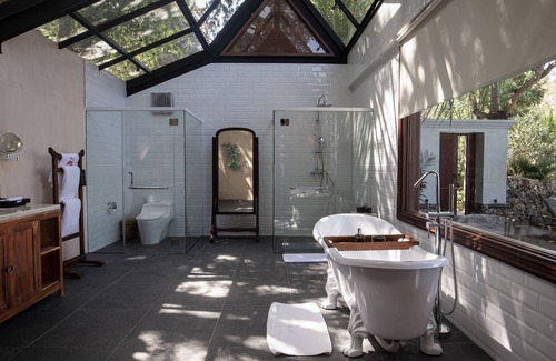 Labuan Bajo Resort | Plataran Komodo Resort & Spa