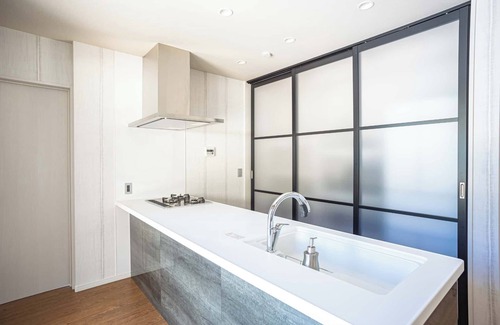 Yawatano House | Play in the pool spend time in the pool live in /Ito Shizuoka