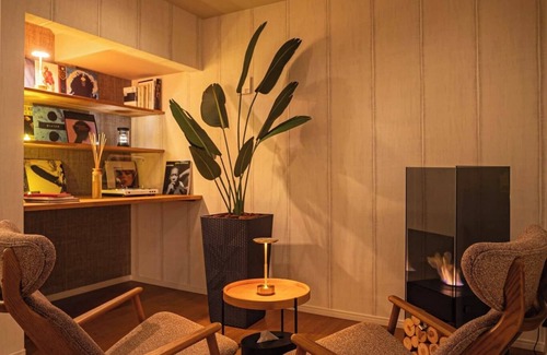 Yawatano House | Play in the pool spend time in the pool live in /Ito Shizuoka