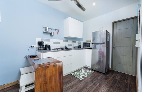 Potrero House | Playa Potrero - Cute, modern Containerhome w/pool for 2 people