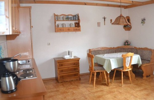 Ottenzell House | Pleasant apartment in Karlsfeld