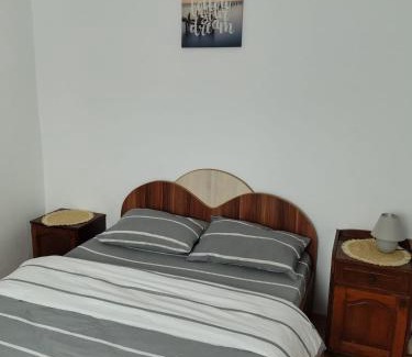 Pitesti Apartment | Pleasant Banat apartment near amenities