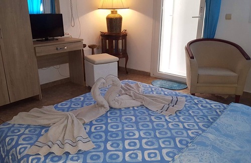 Perissa Hotel | Pleasure DOUBLE ROOMS 3