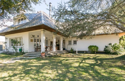 Orrius Villa | Plush Villa in Orrius with Private Swimming Pool