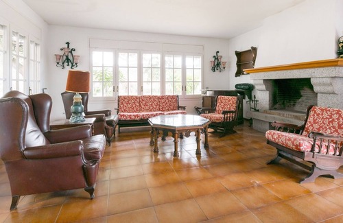 Orrius Villa | Plush Villa in Orrius with Private Swimming Pool