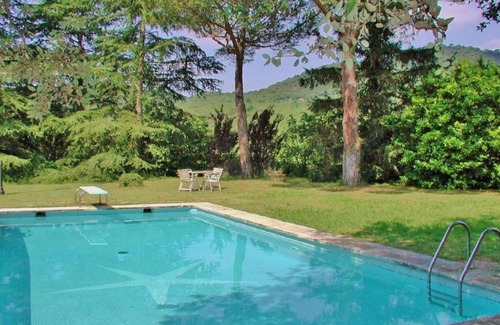 Orrius Villa | Plush Villa in Orrius with Private Swimming Pool