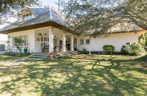 Orrius Villa | Plush Villa in Orrius with Private Swimming Pool